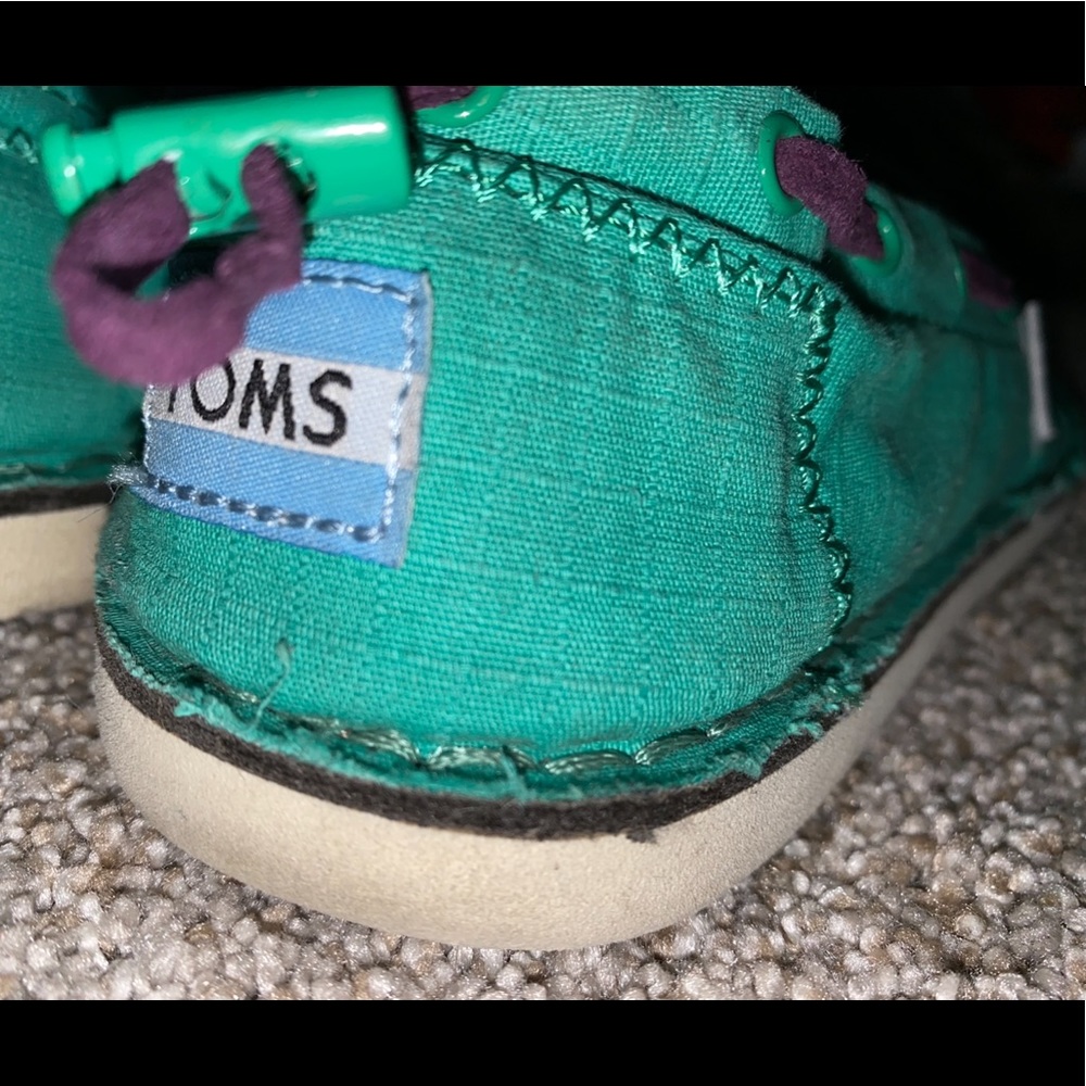 Green Toms - Picture 5 of 8